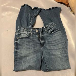 Women’s JUDY BLUE flared jeans—Size 5/27